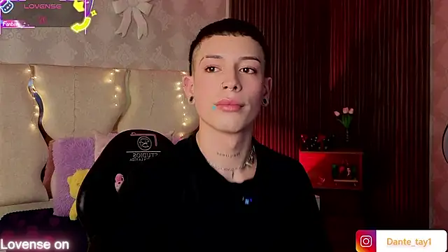 boyfox tay online show from February 25, 7:36 pm