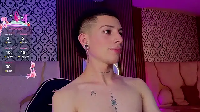 boyfox tay online show from May 24, 4:23 am