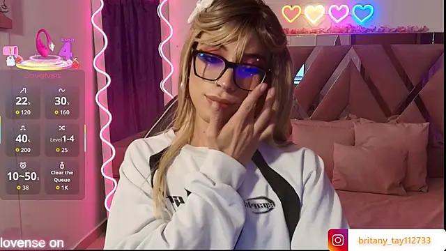 boyfox tay online show from September 19, 3:54 am