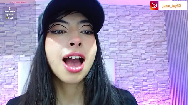Snapshot of juno_tay chatting on September 28, 11:50 am juno tay online show from September 28, 11:50 am