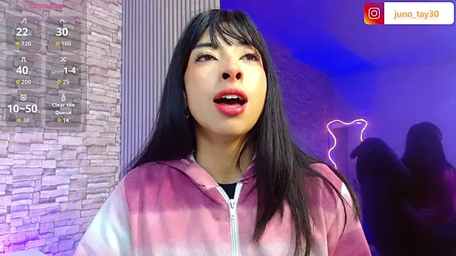 Snapshot of juno_tay chatting on October 18, 11:56 am juno tay online show from October 18, 11:56 am