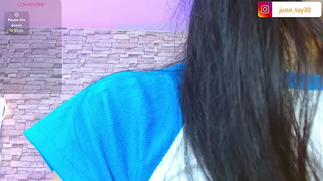 Snapshot of juno_tay chatting on October 3, 7:04 pm juno tay online show from October 3, 7:04 pm