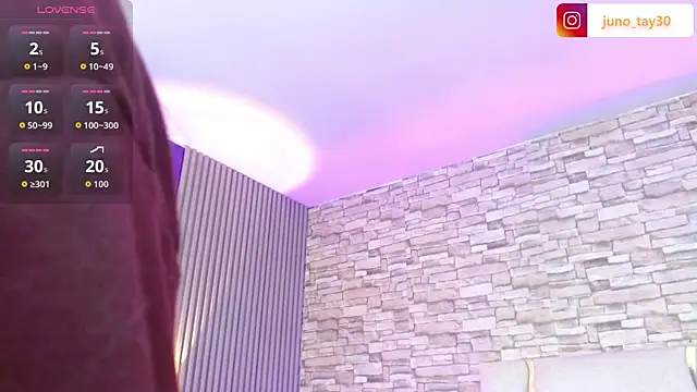 Snapshot of juno_tay chatting on November 7, 11:48 am juno tay online show from November 7, 11:48 am