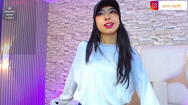 Snapshot of juno_tay chatting on November 9, 7:51 pm juno tay online show from November 9, 7:51 pm