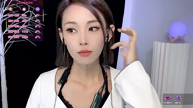 xiaoyue8888 online show from September 24, 1:13 am