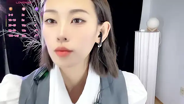 xiaoyue8888 online show from October 16, 2:31 am