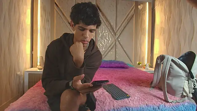 Hotcouple 222 online show from March 3, 7:26 am