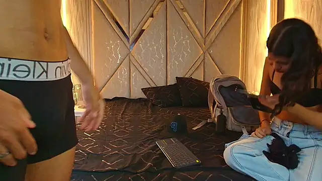 Hotcouple 222 online show from November 21, 7:40 am