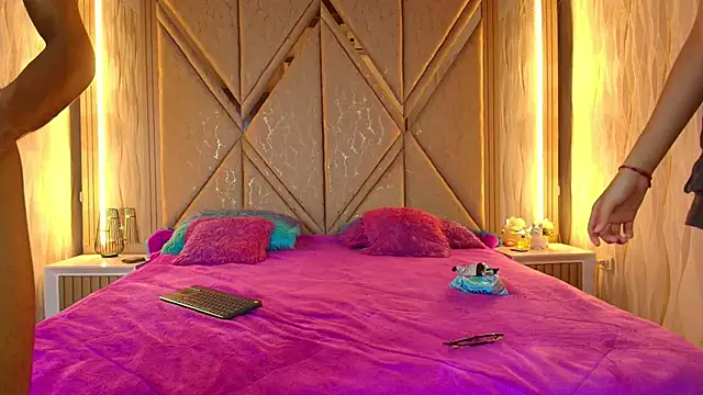 Hotcouple 222 online show from November 8, 7:34 am