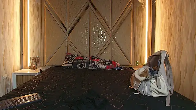 Hotcouple 222 online show from March 28, 7:31 am