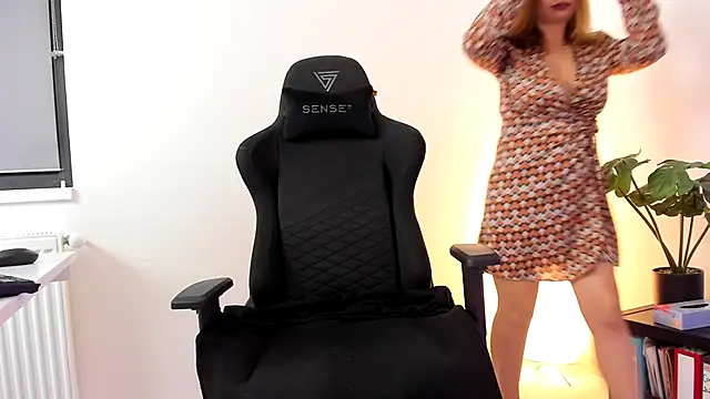 Victoria Vergara online show from October 30, 4:33 am