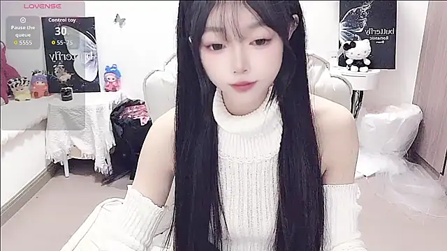 Snapshot of -EEBABY chatting on June 18, 4:12 pm -EEBABY online show from June 18, 4:12 pm