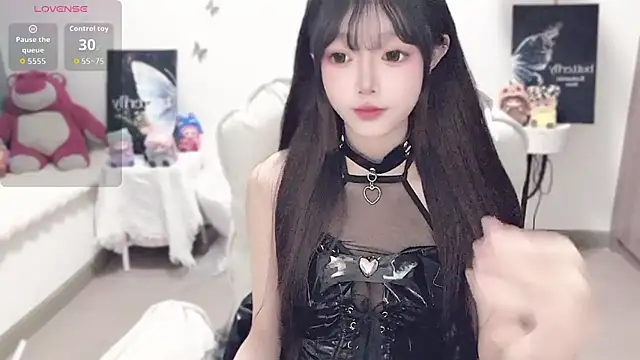 -EEBABY online show from October 31, 1:08 pm