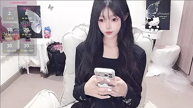 Snapshot of -EEBABY chatting on June 21, 3:40 pm -EEBABY online show from June 21, 3:40 pm