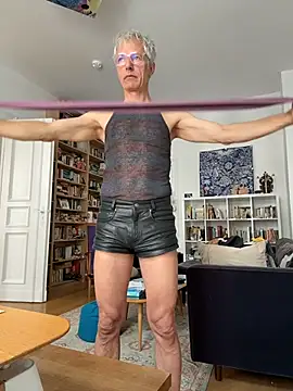 SexyLeon8 online show from July 6, 5:58 am