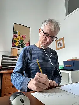 SexyLeon8 online show from December 17, 9:03 am