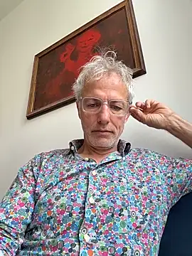 SexyLeon8 online show from June 4, 7:57 am