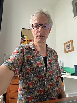 SexyLeon8 online show from May 6, 5:55 am