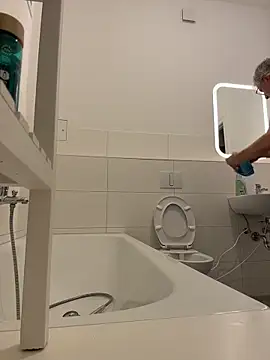 SexyLeon8 online show from February 19, 5:10 pm