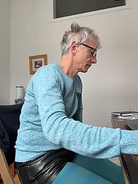 SexyLeon8 online show from February 11, 3:23 pm