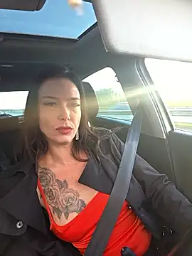 littleladyshelly online show from March 16, 6:39 am