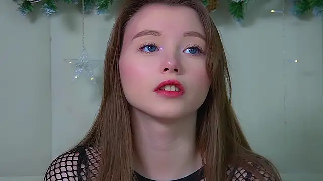 KeiraAsti online show from December 21, 6:26 am