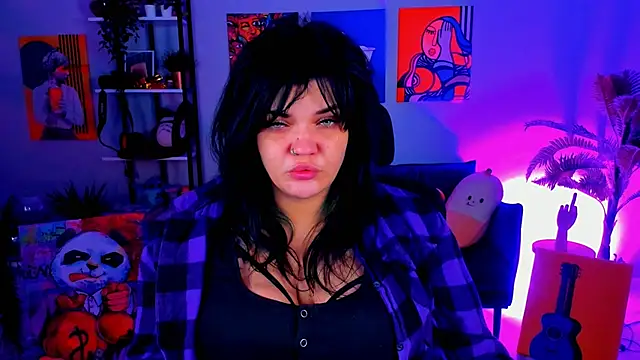 MaryHarrys online show from October 24, 8:19 pm