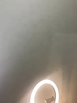 StrawberryXpeach online show from March 31, 10:34 pm