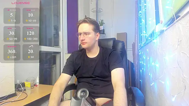 Snapshot of romiosabrino chatting on June 10, 10:33 pm romiosabrino online show from June 10, 10:33 pm