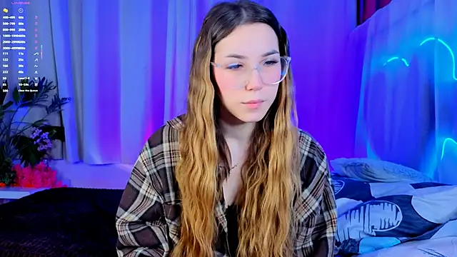 -CindyLou online show from December 5, 5:06 am