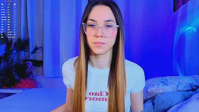 -CindyLou online show from December 19, 5:10 am