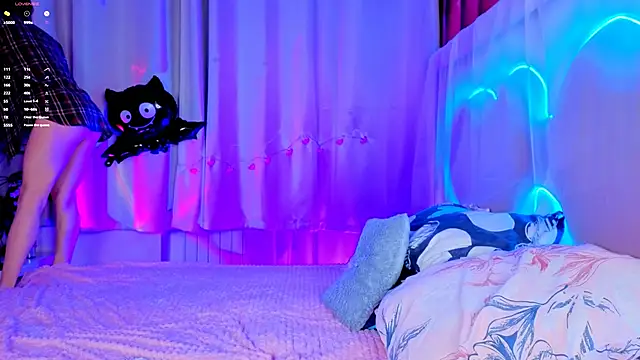 -CindyLou online show from October 24, 8:19 pm