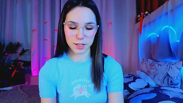 -CindyLou online show from January 13, 5:33 am