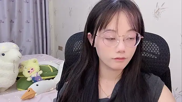 puppy-999 online show from May 29, 1:17 pm