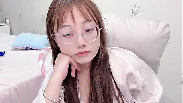 puppy-999 online show from April 12, 1:58 pm