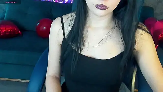 LiviaShy online show from February 9, 8:40 pm