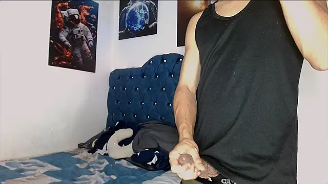 Arturocontreras11 online show from December 5, 4:55 am