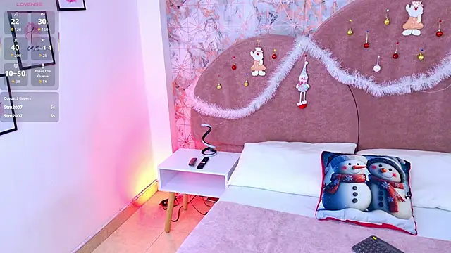 Snapshot of Becca_Grims chatting on November 30, 3:51 am Becca Grims online show from November 30, 3:51 am