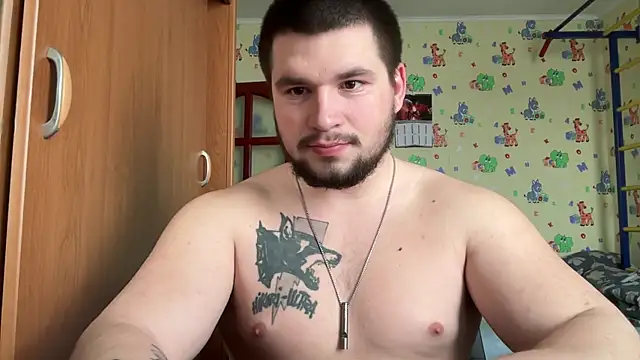 chiraq1945 online show from February 20, 7:43 am