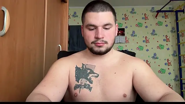 chiraq1945 online show from January 8, 7:58 am