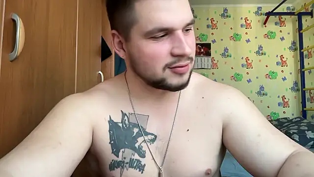 chiraq1945 online show from March 13, 9:47 am