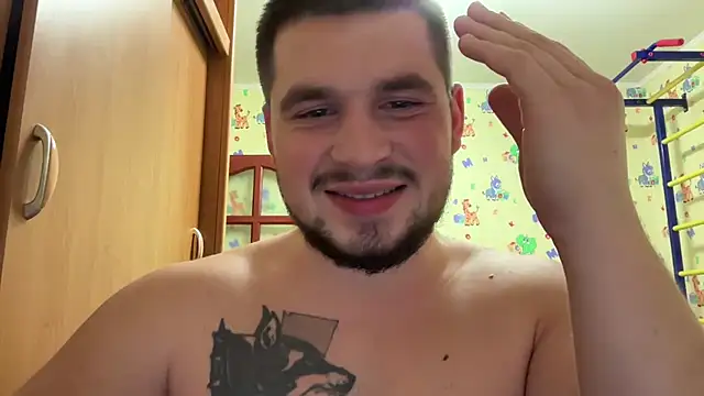 chiraq1945 online show from November 26, 5:02 pm