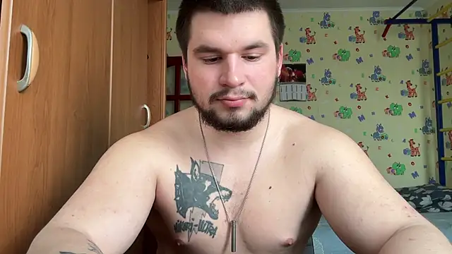 chiraq1945 online show from February 24, 7:42 am