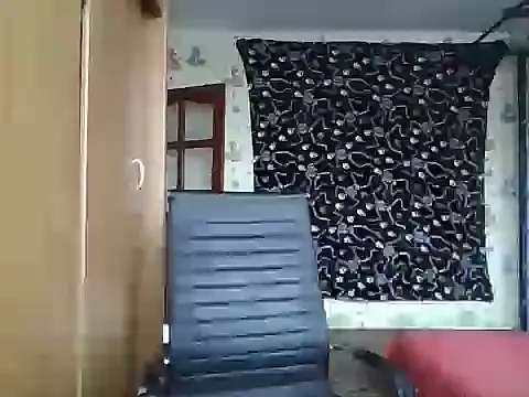 chiraq1945 online show from October 27, 7:20 am