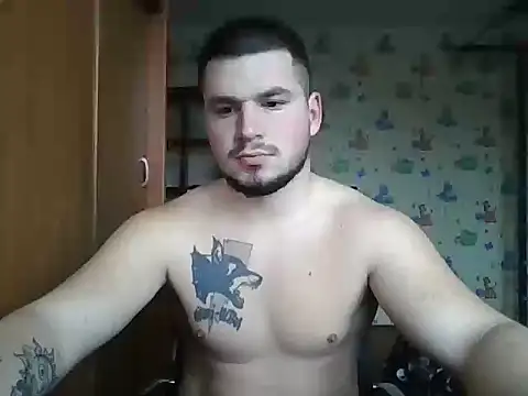 chiraq1945 online show from November 17, 6:28 am