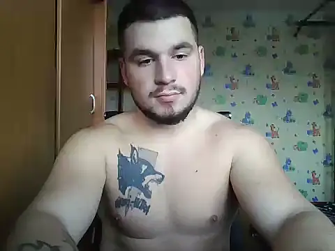 chiraq1945 online show from November 18, 6:39 am