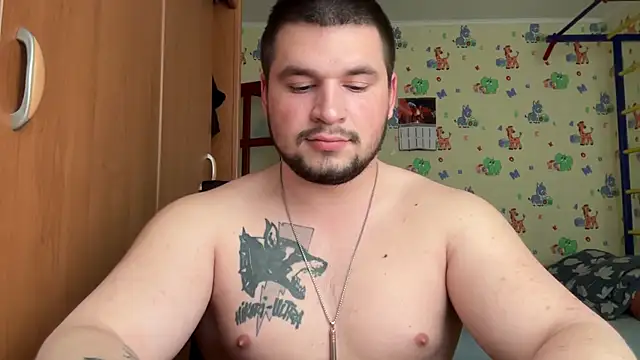 chiraq1945 online show from March 21, 8:04 am