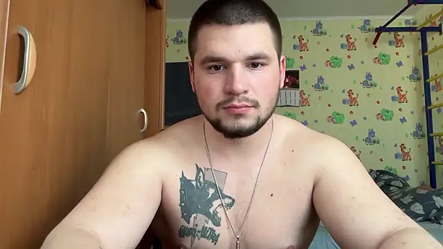 chiraq1945 online show from March 12, 7:45 am