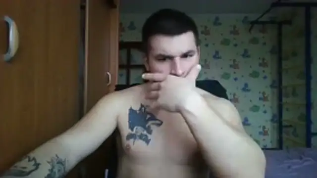 chiraq1945 online show from November 30, 8:04 am