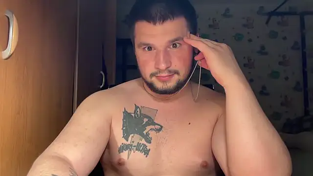 chiraq1945 online show from March 29, 8:43 pm